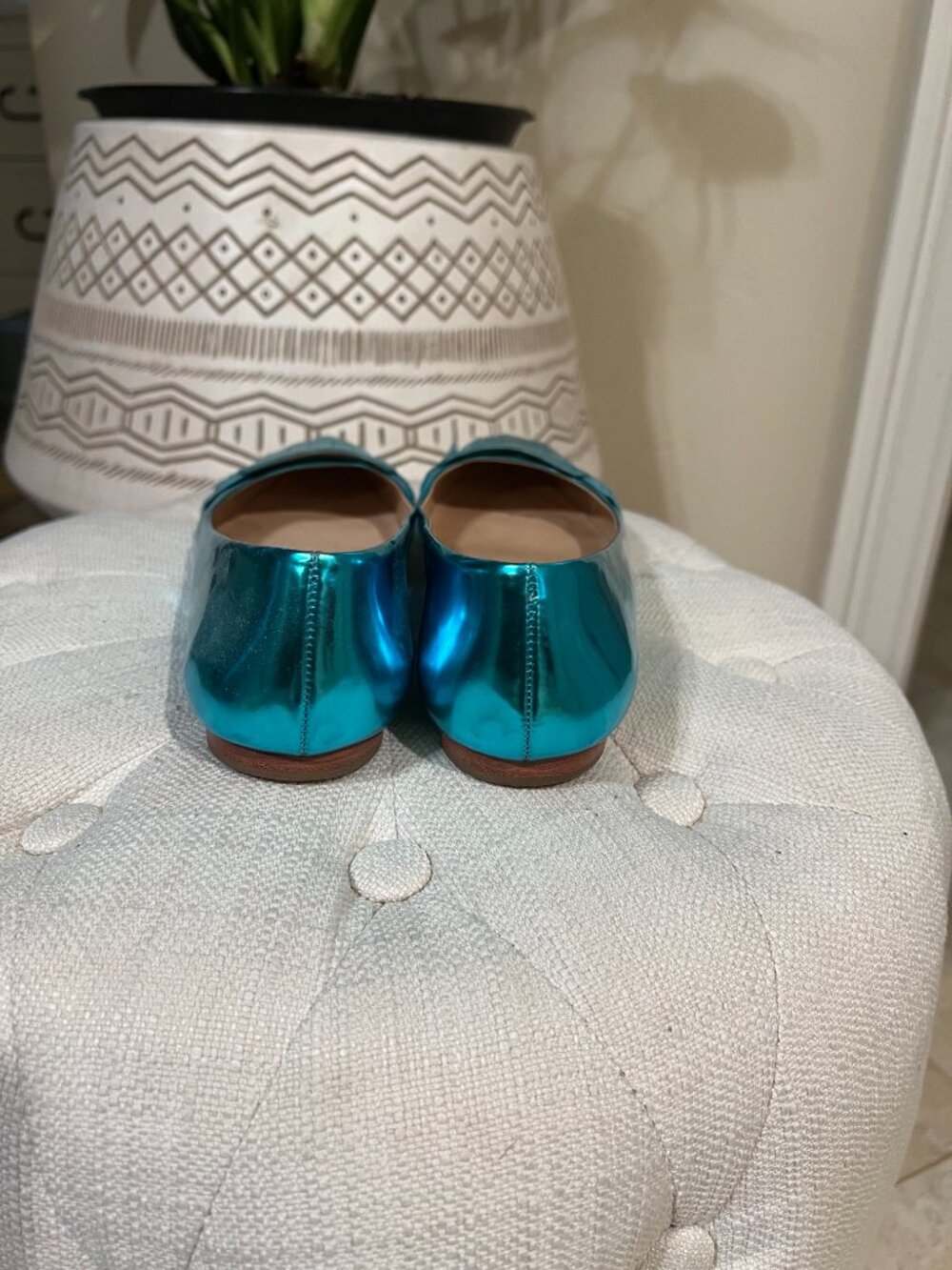 Kate Spade Turquoise Flats - Picture 3 of 8